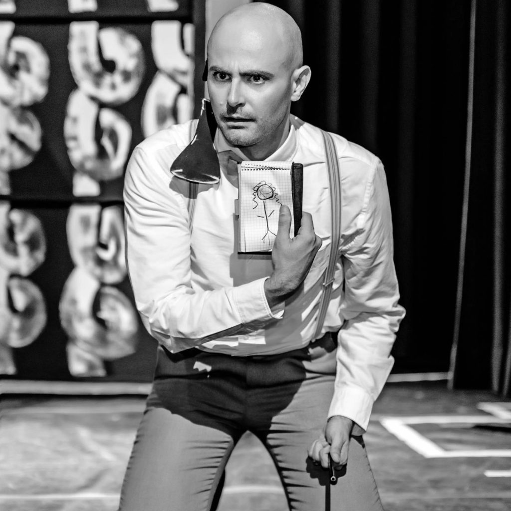 Nicholas Tamagna nel ruolo di Jesko Holm in Der Telefonist, Kulturetage Oldenburg, 2021
